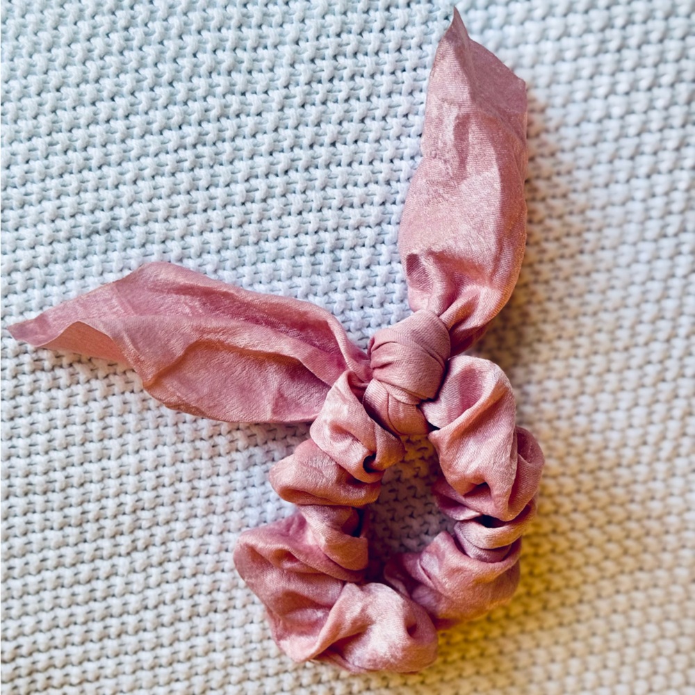 Silky Mauve Pink Hair Scrunchie w Bow - Elastic Band Hair Tie